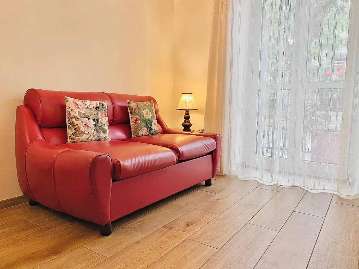 Exquisitely Renovated And Centrally Located Apartment With Free Parking Turin Exterior photo